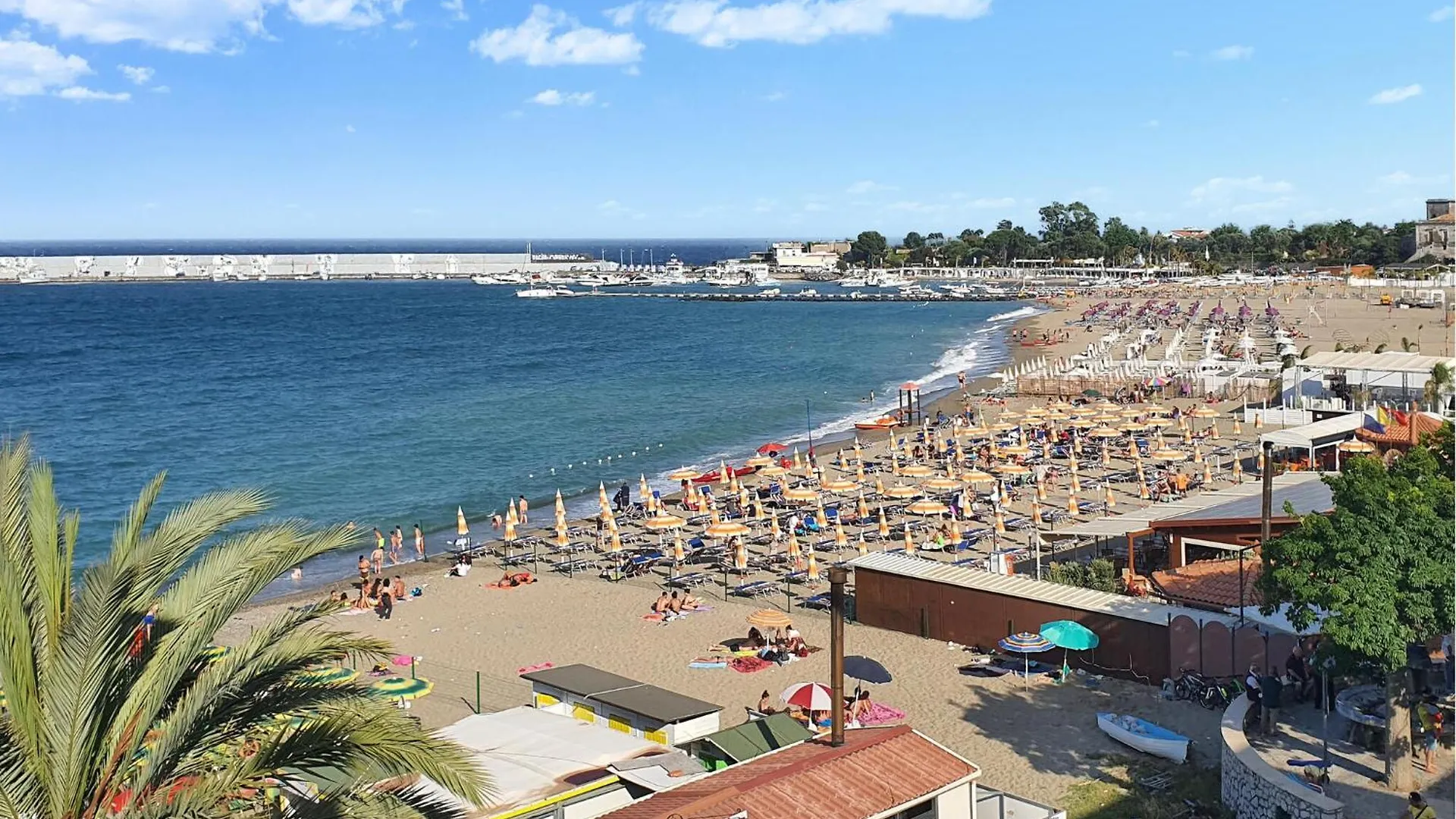 Cozy Apartment In Giardini Naxos With Wifi 0*,  Olaszország